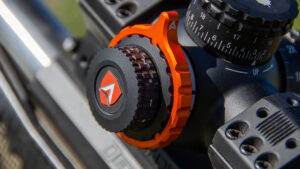 پارالکس چیست و چه تأثیری بر دوربین روی تفنگ دارد؟